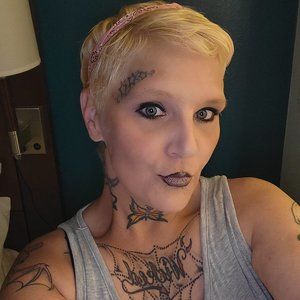 Meet your Posher, Kristy joy